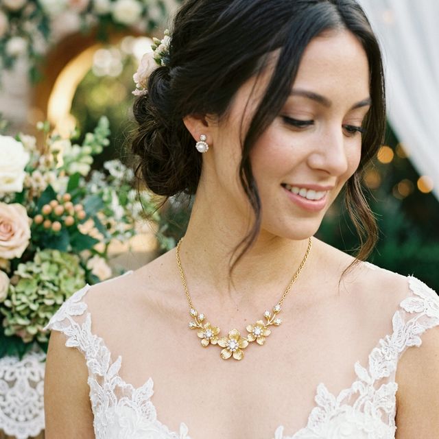 Floral Bloom Collar